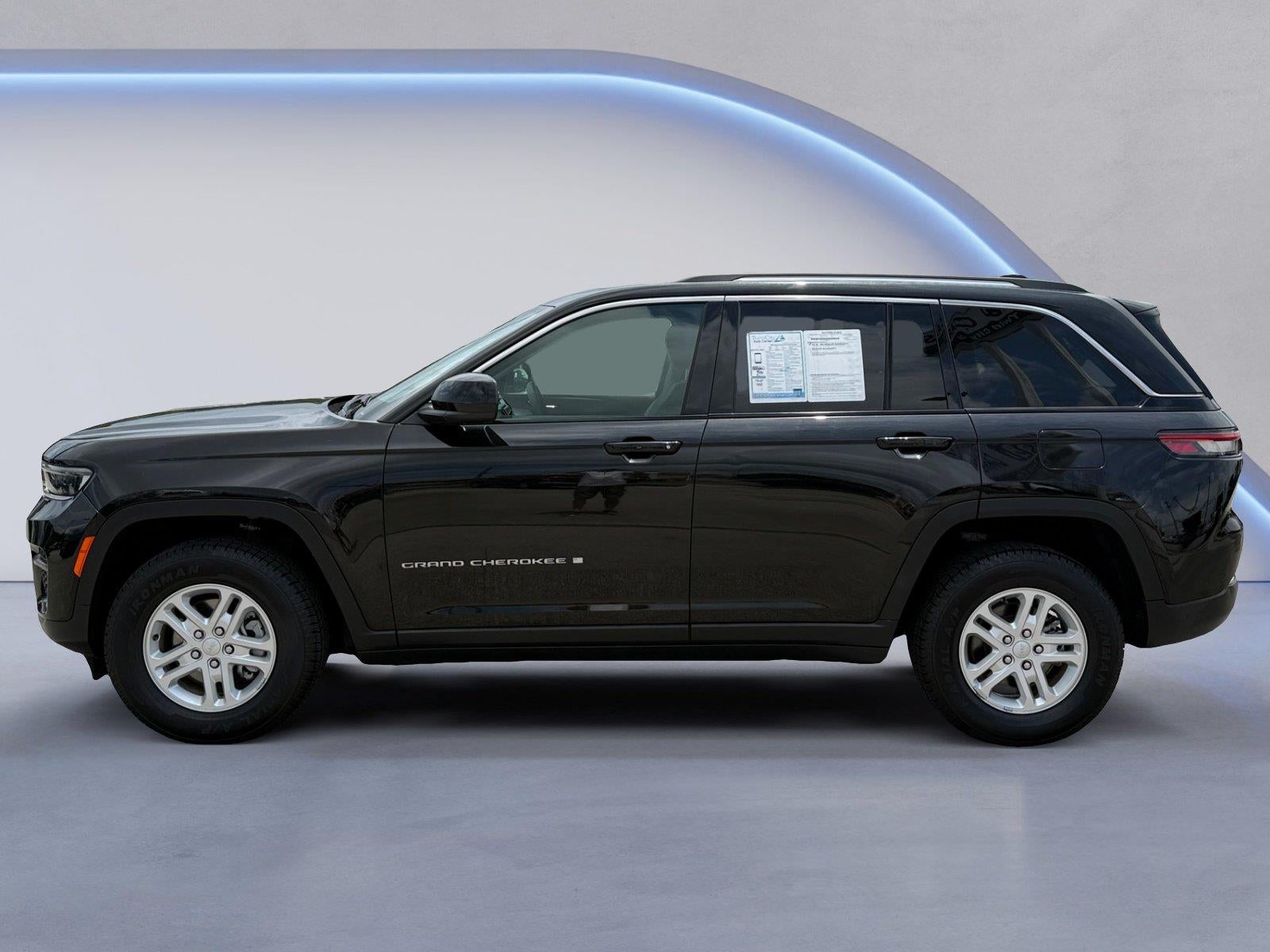 2024 Jeep Grand Cherokee Laredo