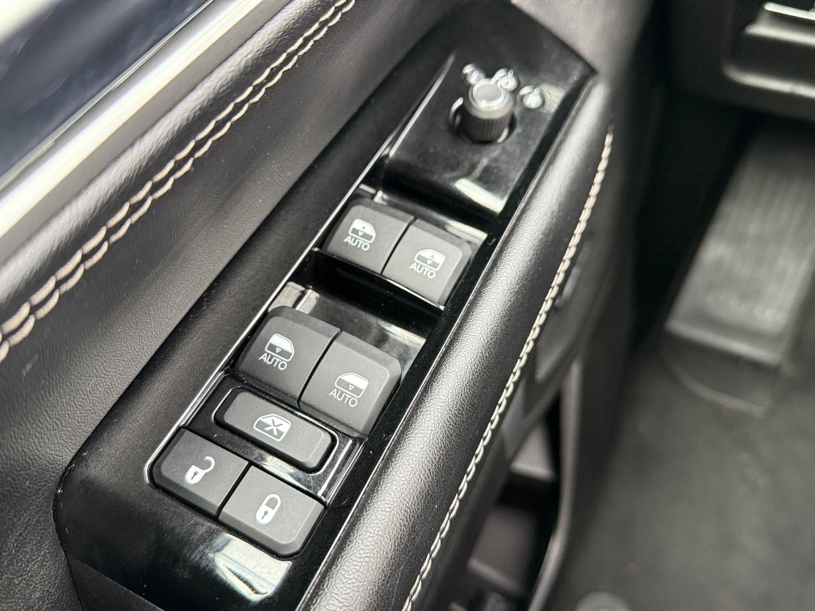 2023 Jeep Wagoneer L Series II