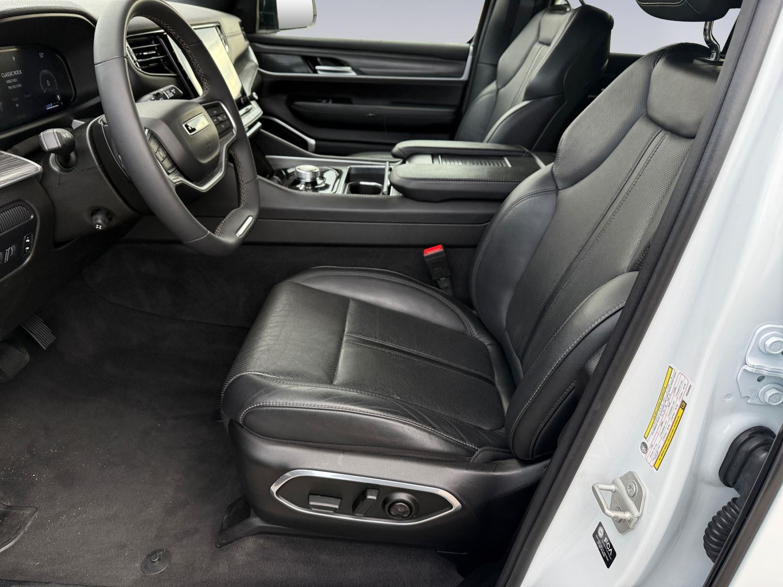 2023 Jeep Wagoneer L Series II