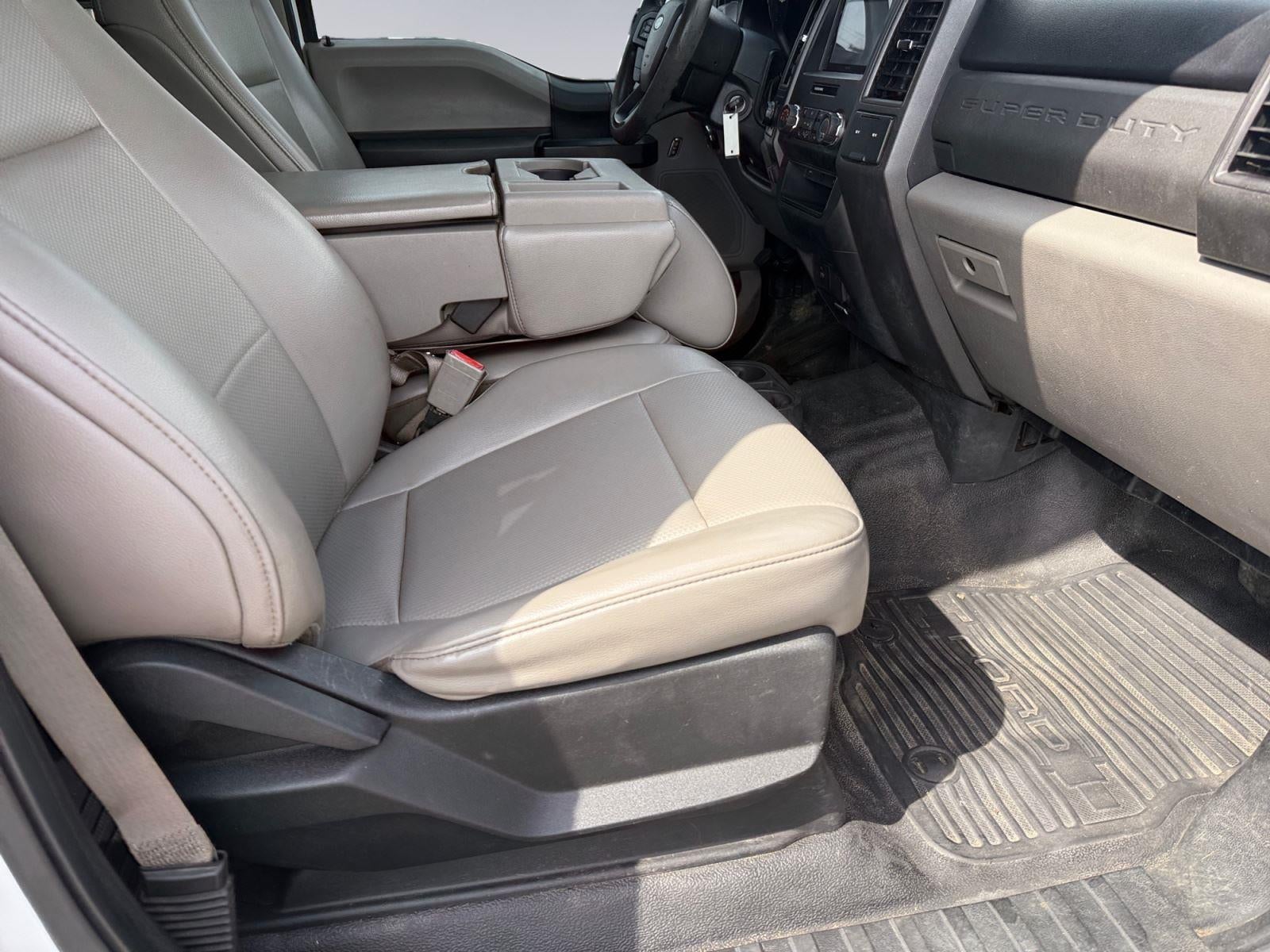 2018 Ford Super Duty F-350 DRW XL