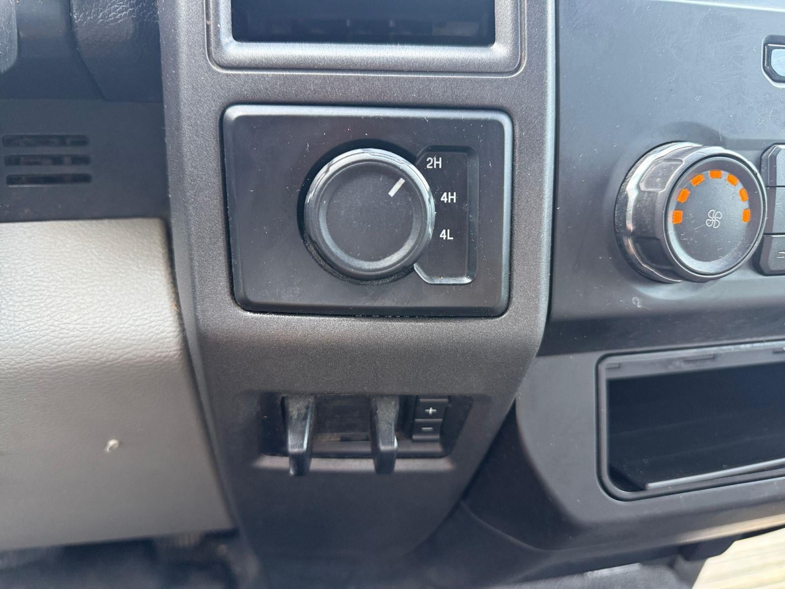 2018 Ford Super Duty F-350 DRW XL