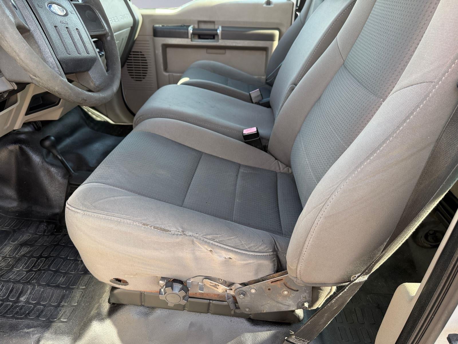 2009 Ford Super Duty F-450 DRW XL