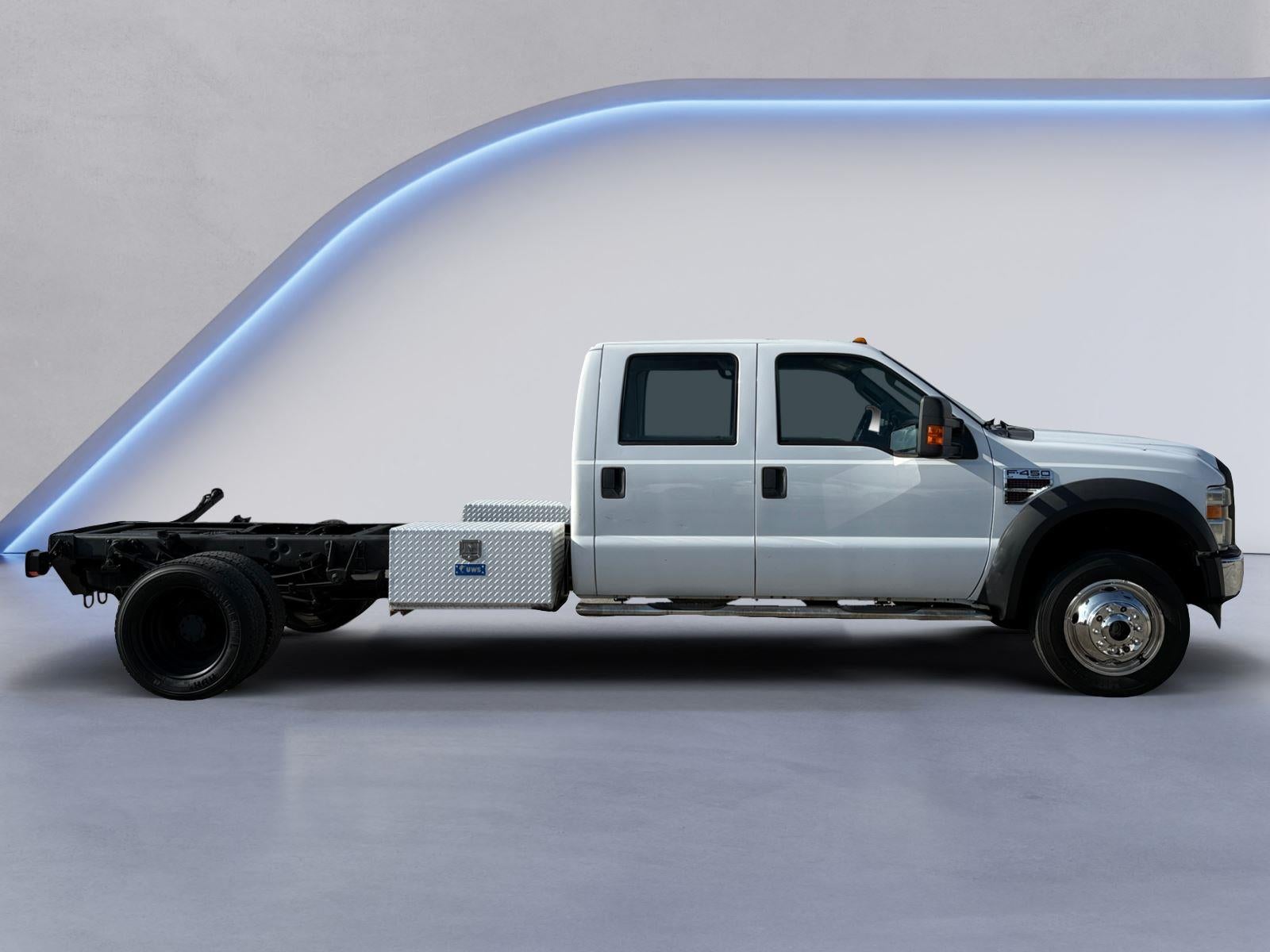 2009 Ford Super Duty F-450 DRW XL