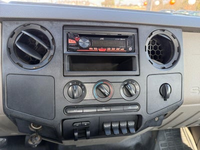 2009 Ford Super Duty F-450 DRW XL