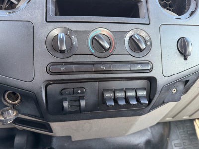 2009 Ford Super Duty F-450 DRW XL