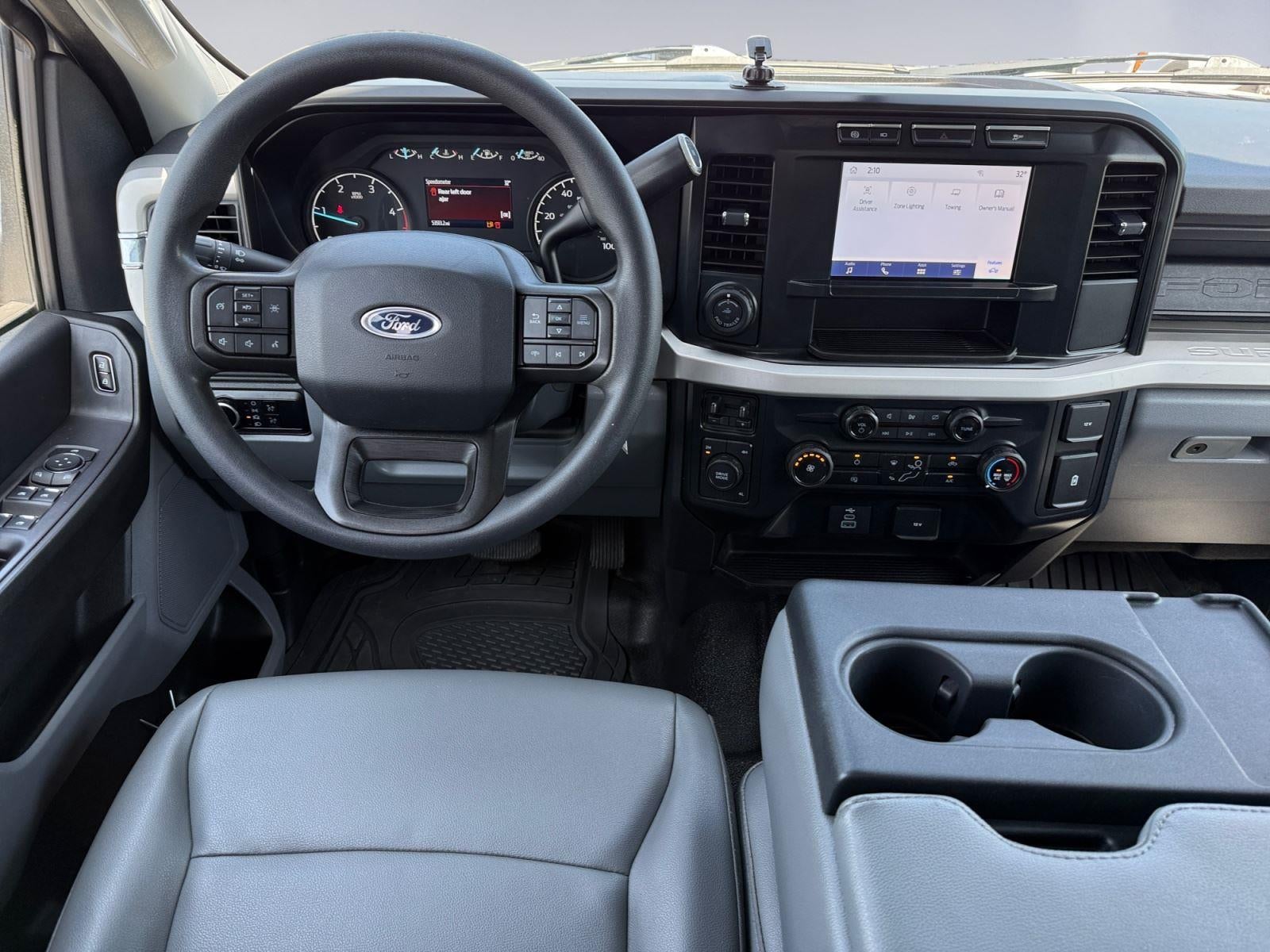 2023 Ford Super Duty F-350 DRW XL
