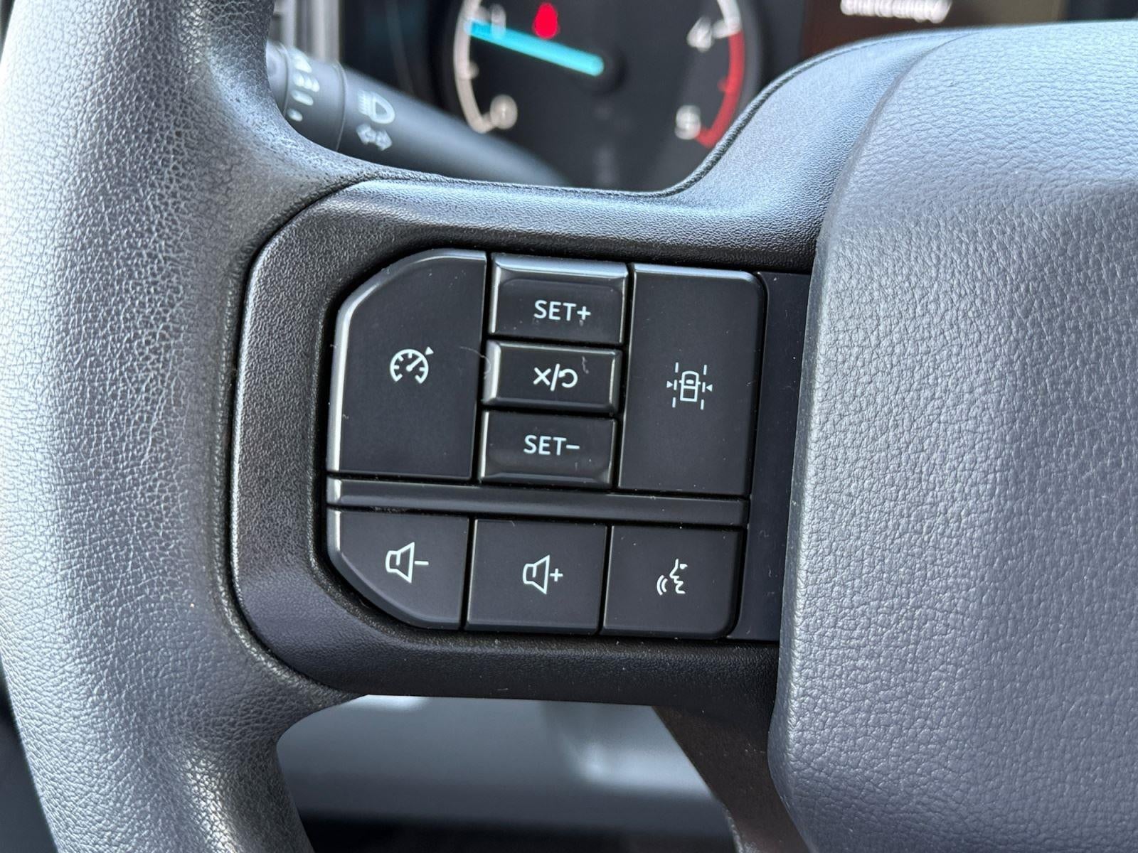 2023 Ford Super Duty F-350 DRW XL