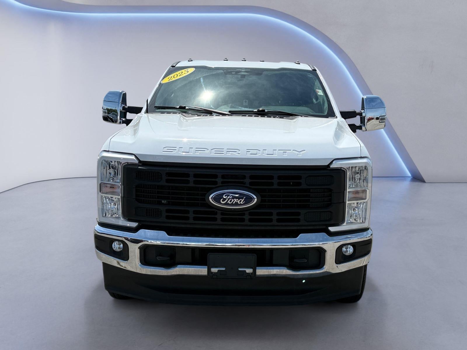 2023 Ford Super Duty F-350 DRW XL