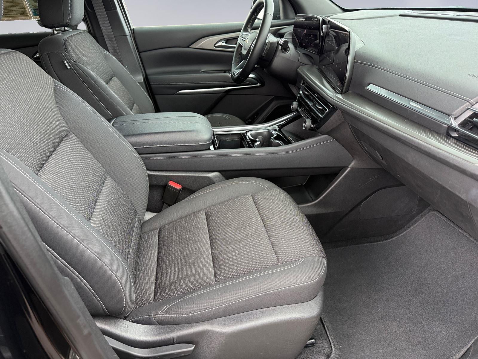 2024 Chevrolet Traverse AWD LT