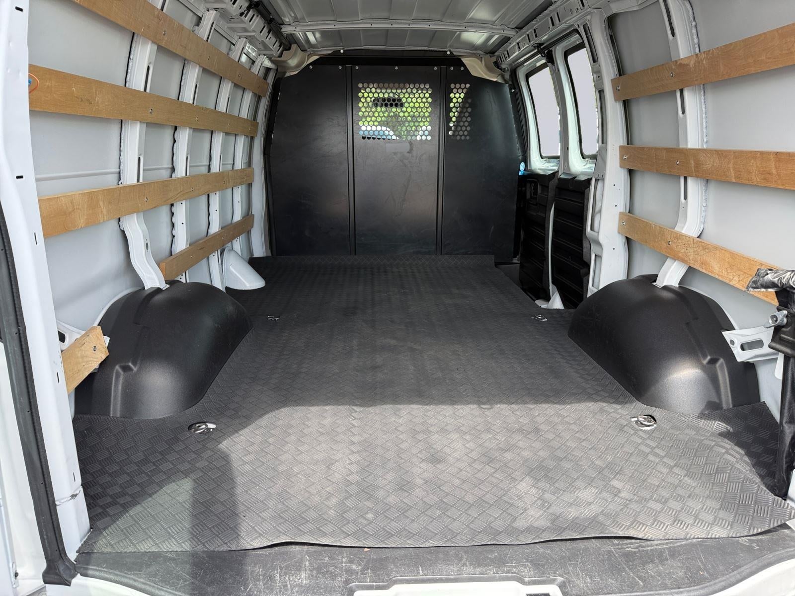 2024 GMC Savana Cargo Van Base