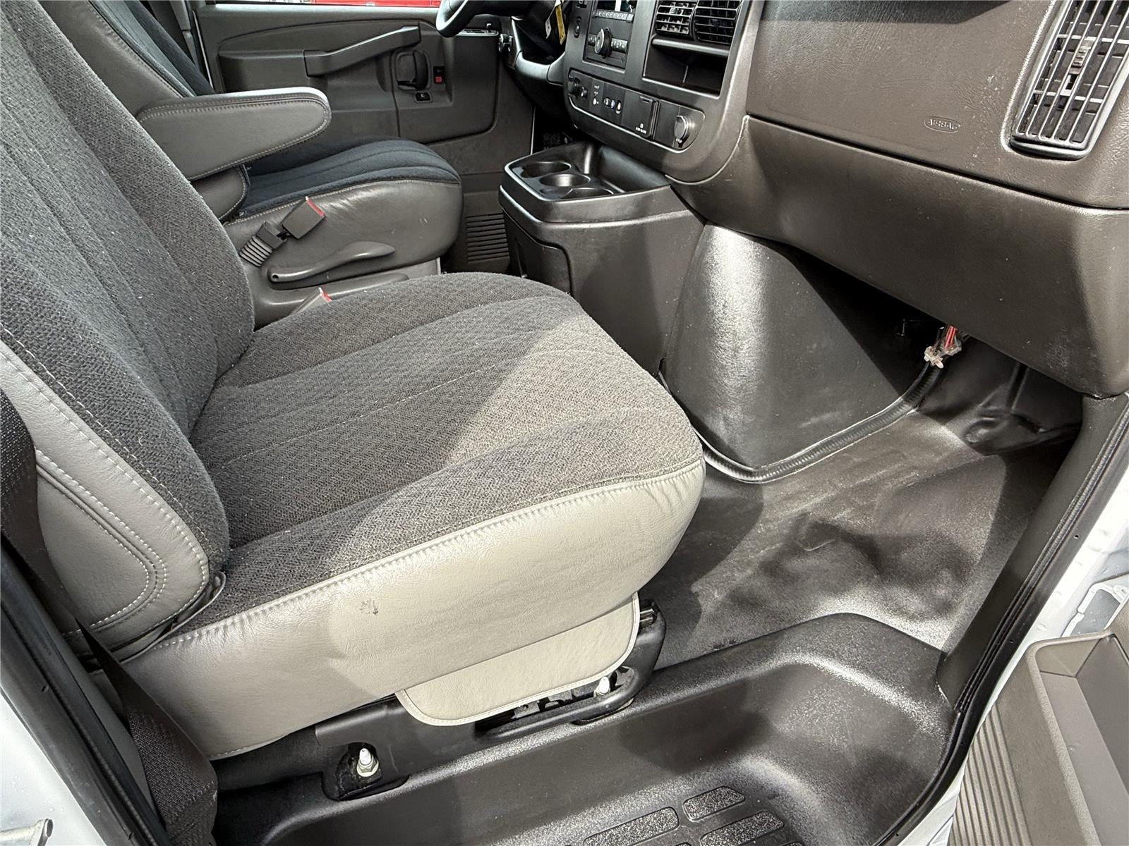 2023 GMC Savana Cargo Van CARGO