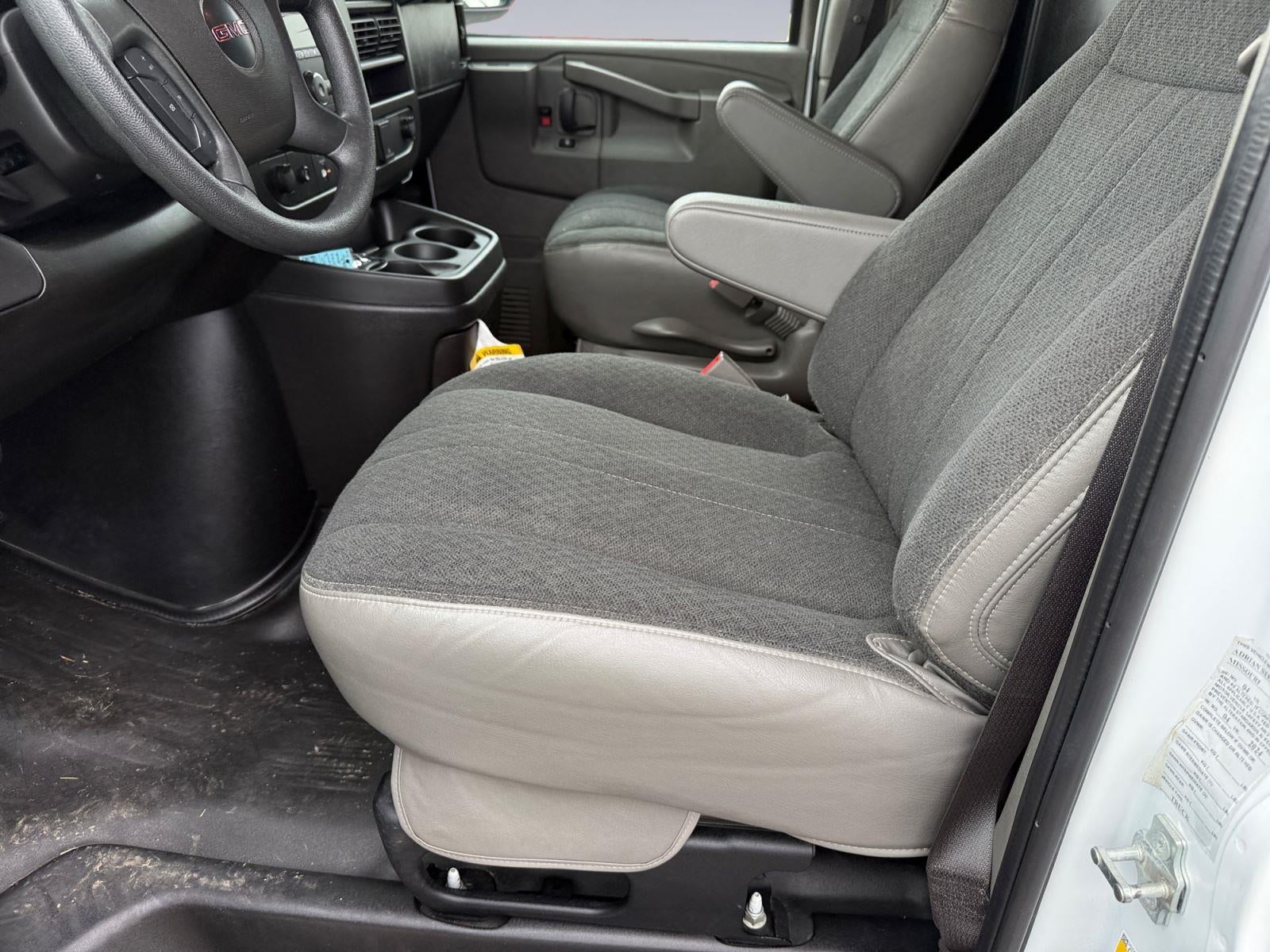 2024 GMC Savana Cargo Van Base