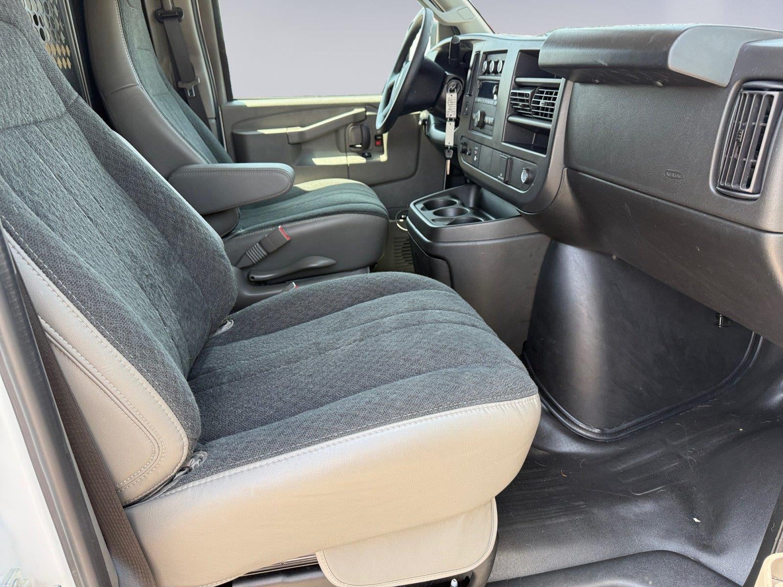 2025 GMC Savana Cargo Van CARGO