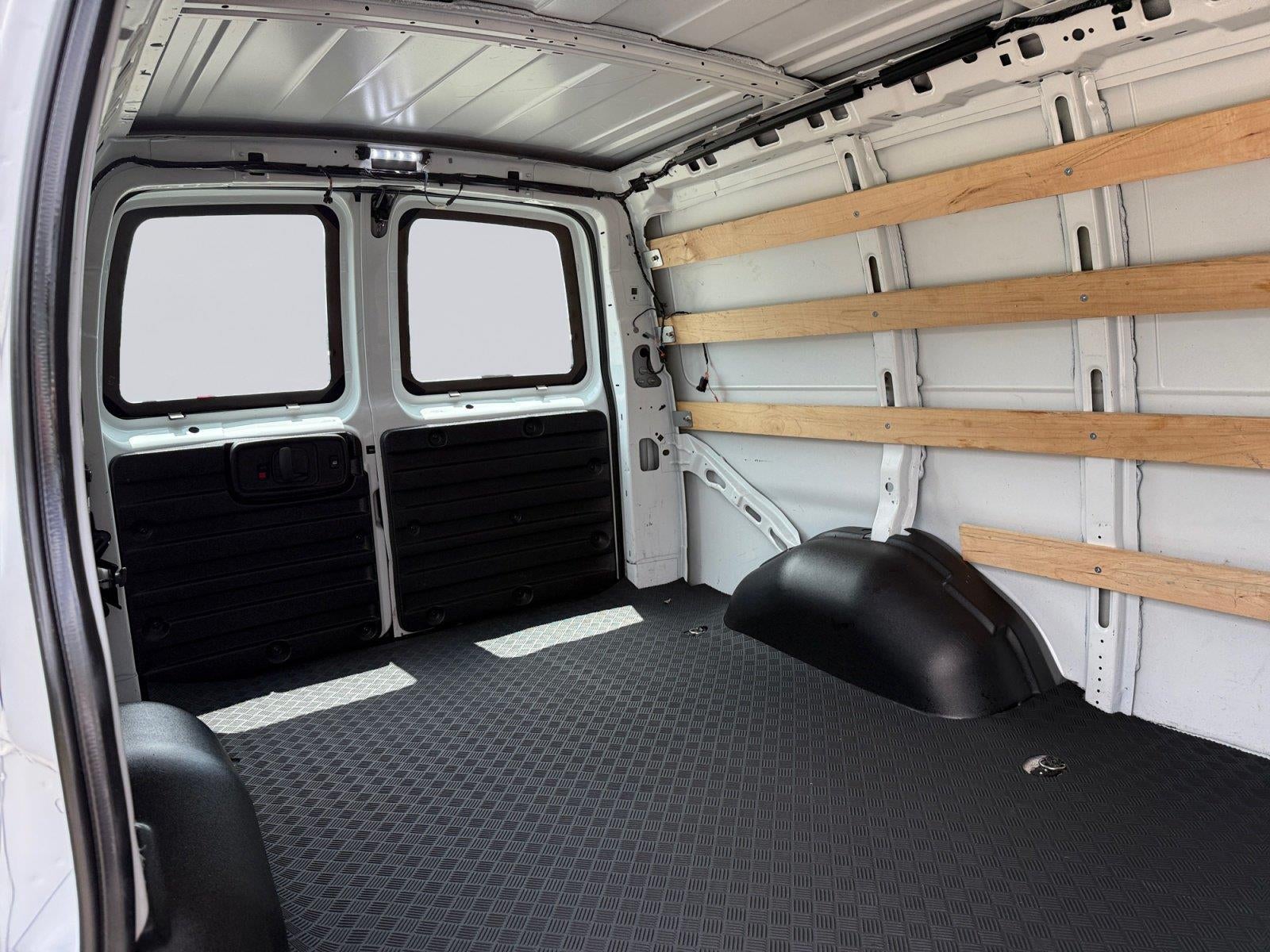 2025 GMC Savana Cargo Van CARGO