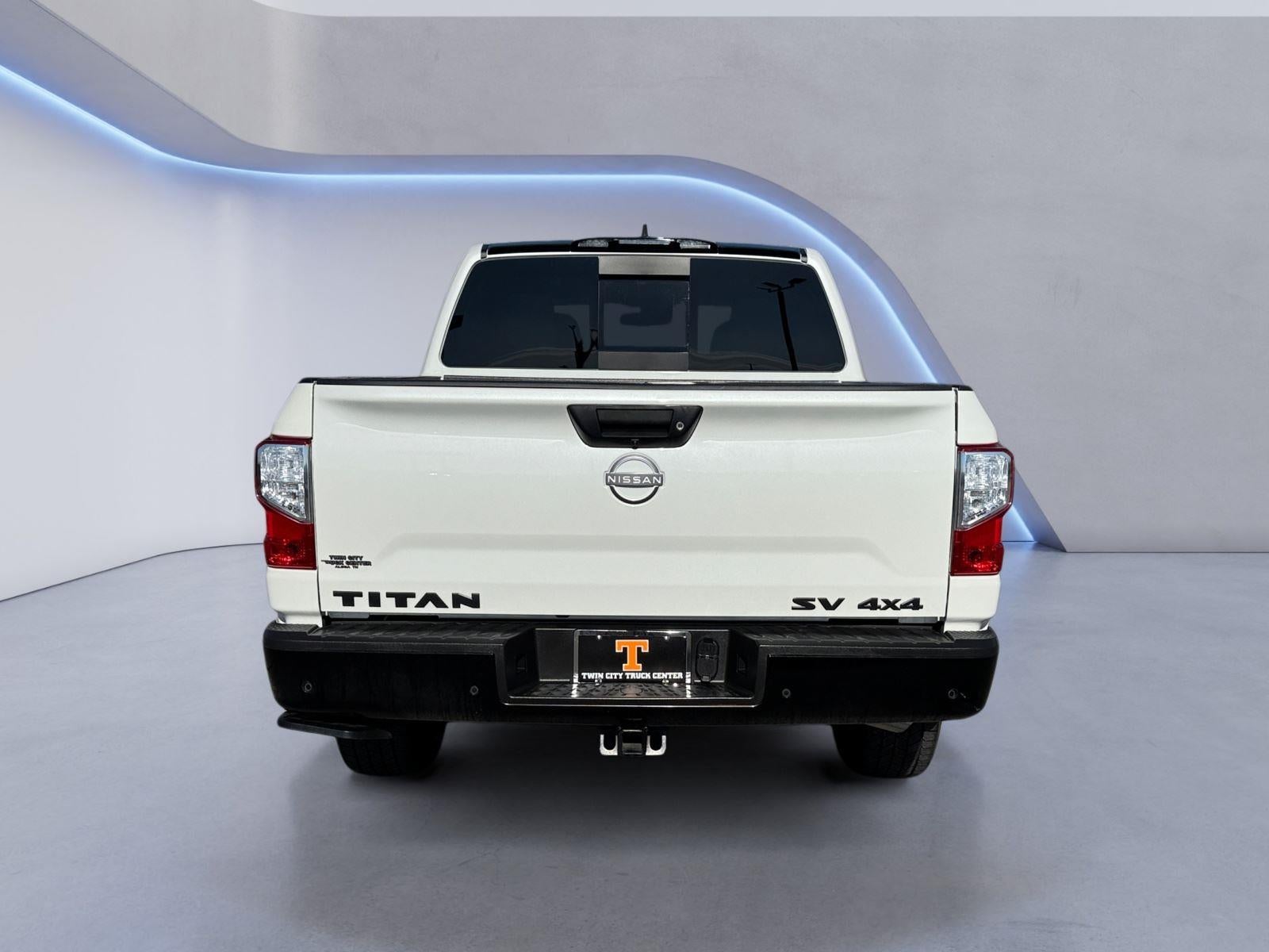 2024 Nissan Titan SV