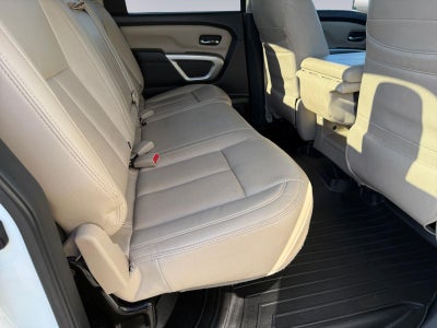 2017 Nissan Titan XD SV