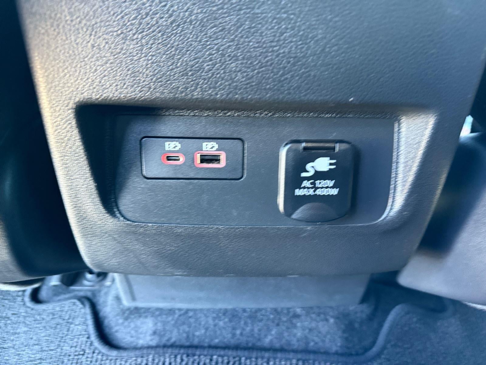 2023 Nissan FRONTIER Base