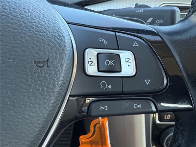 2018 Volkswagen Passat R-Line