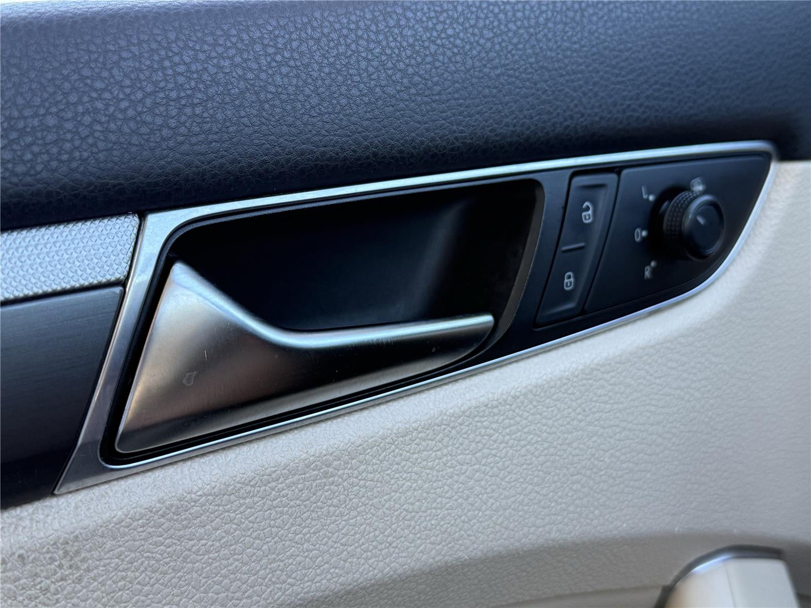 2018 Volkswagen Passat R-Line