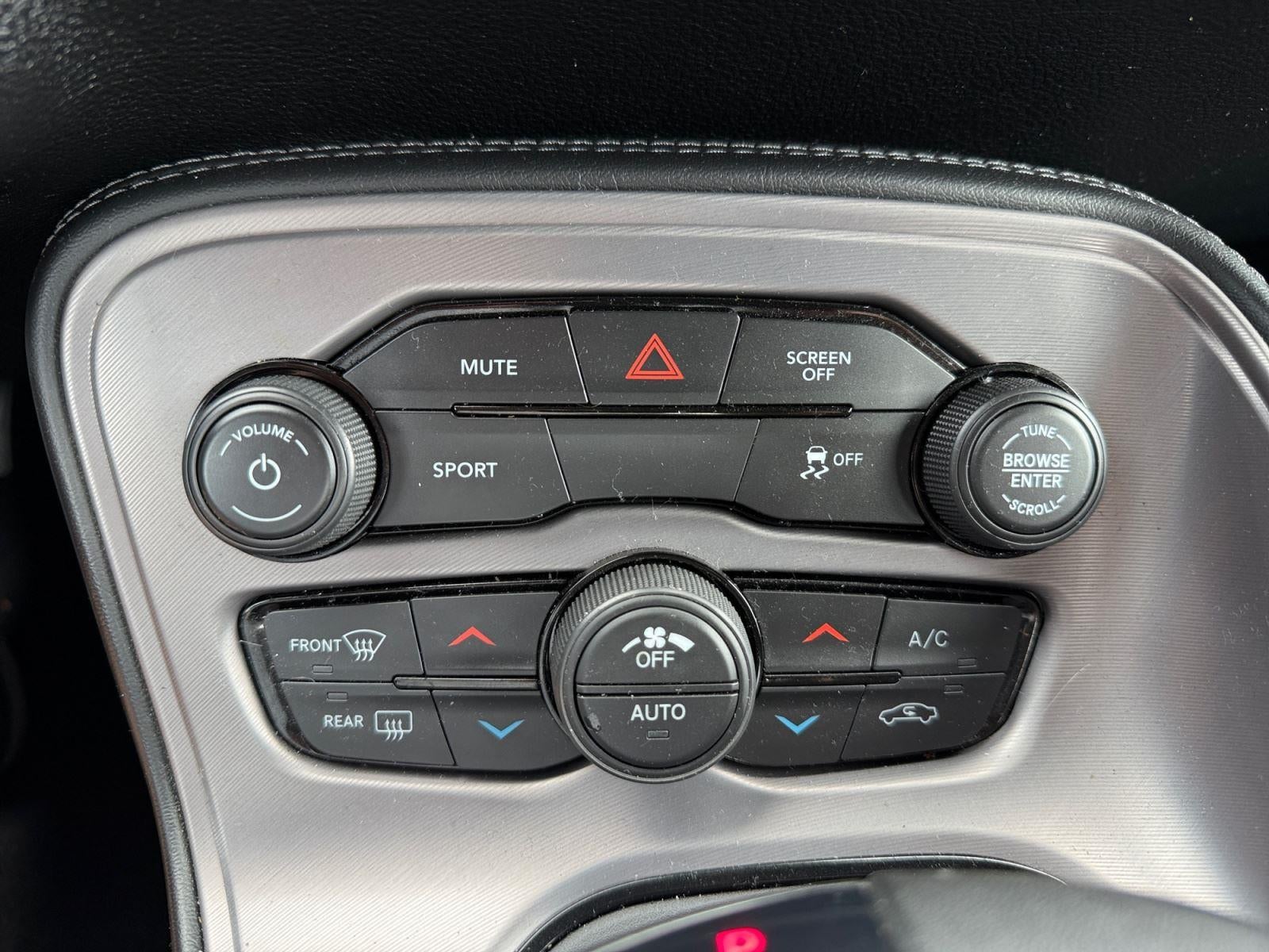 2023 Dodge Challenger SXT