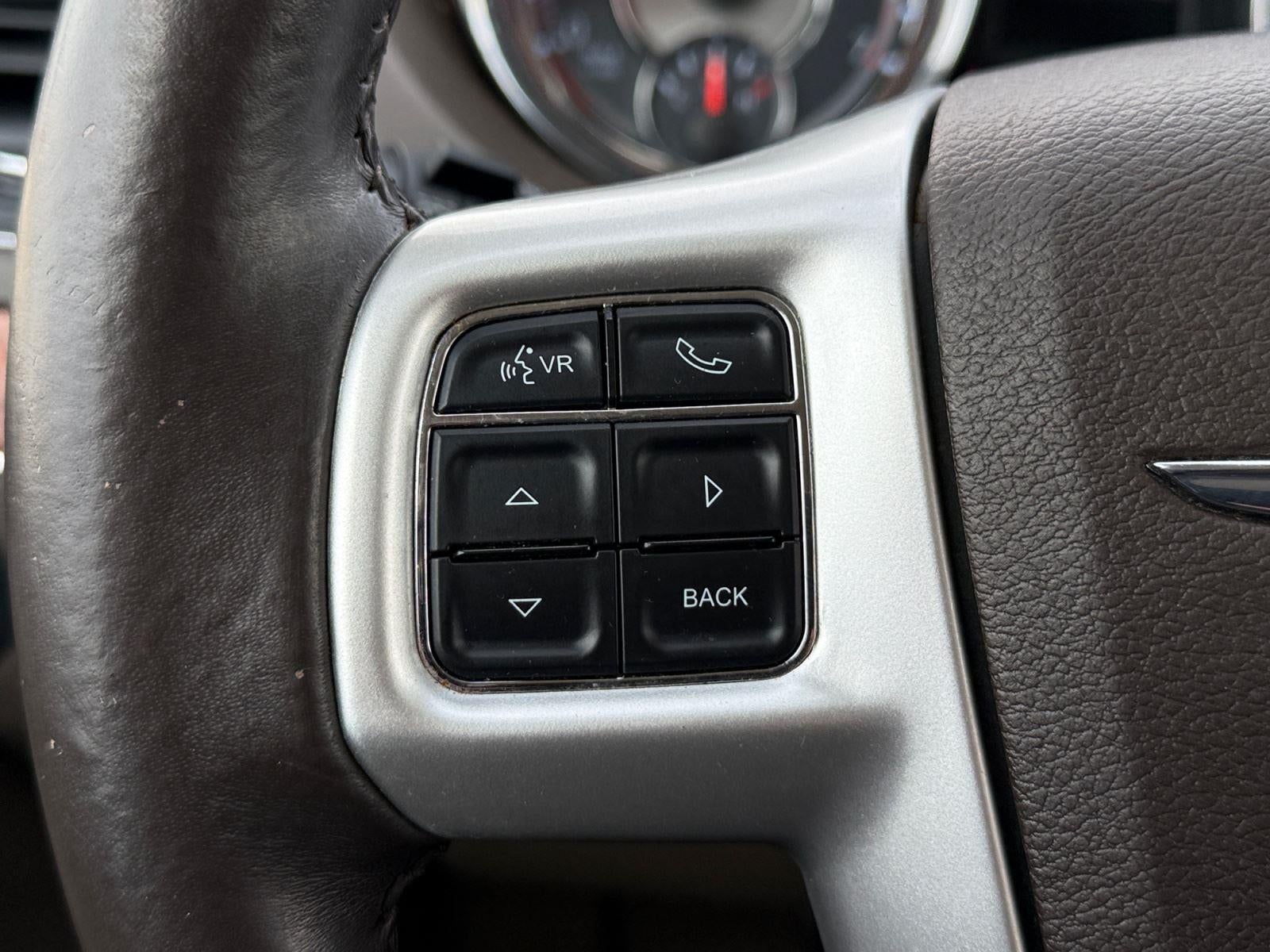 2015 Chrysler Town & Country Touring