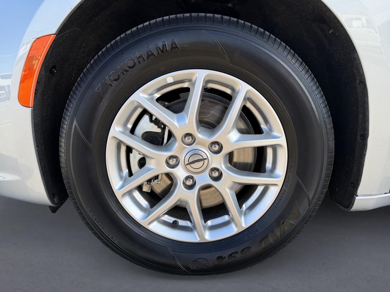 2024 Chrysler Pacifica Touring L