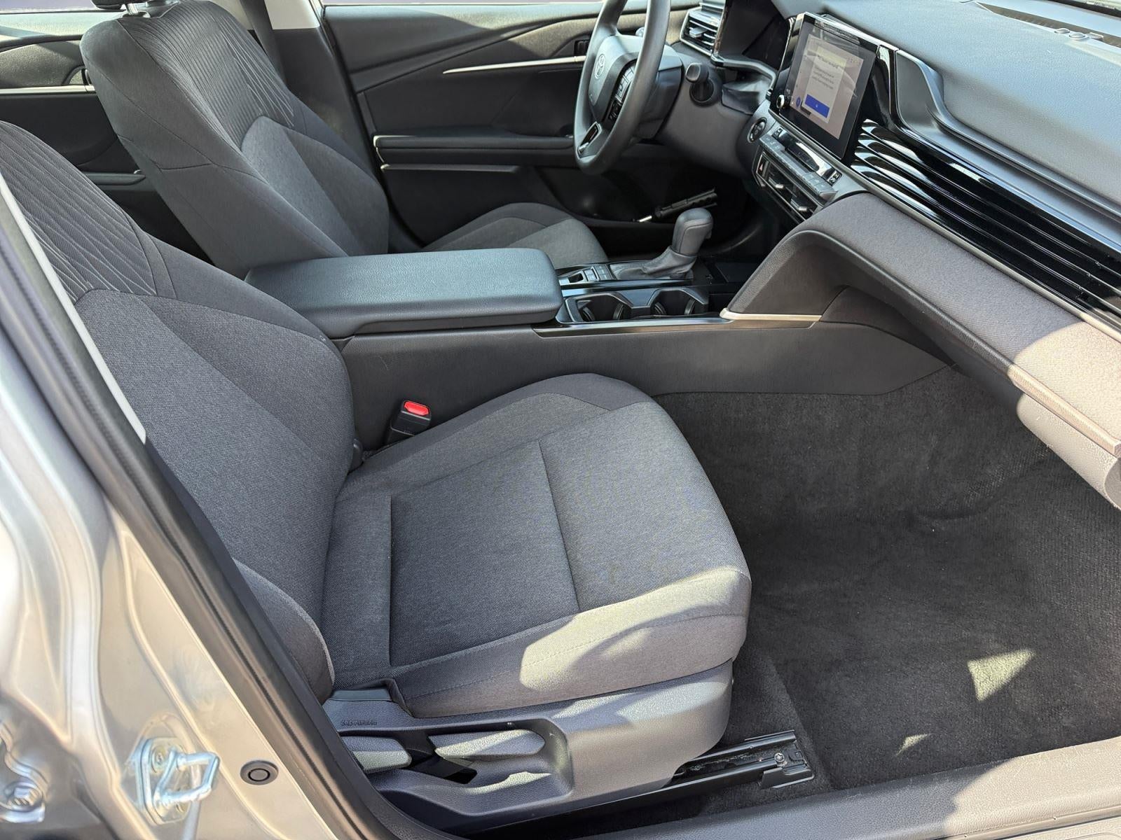 2025 Toyota CAMRY Base