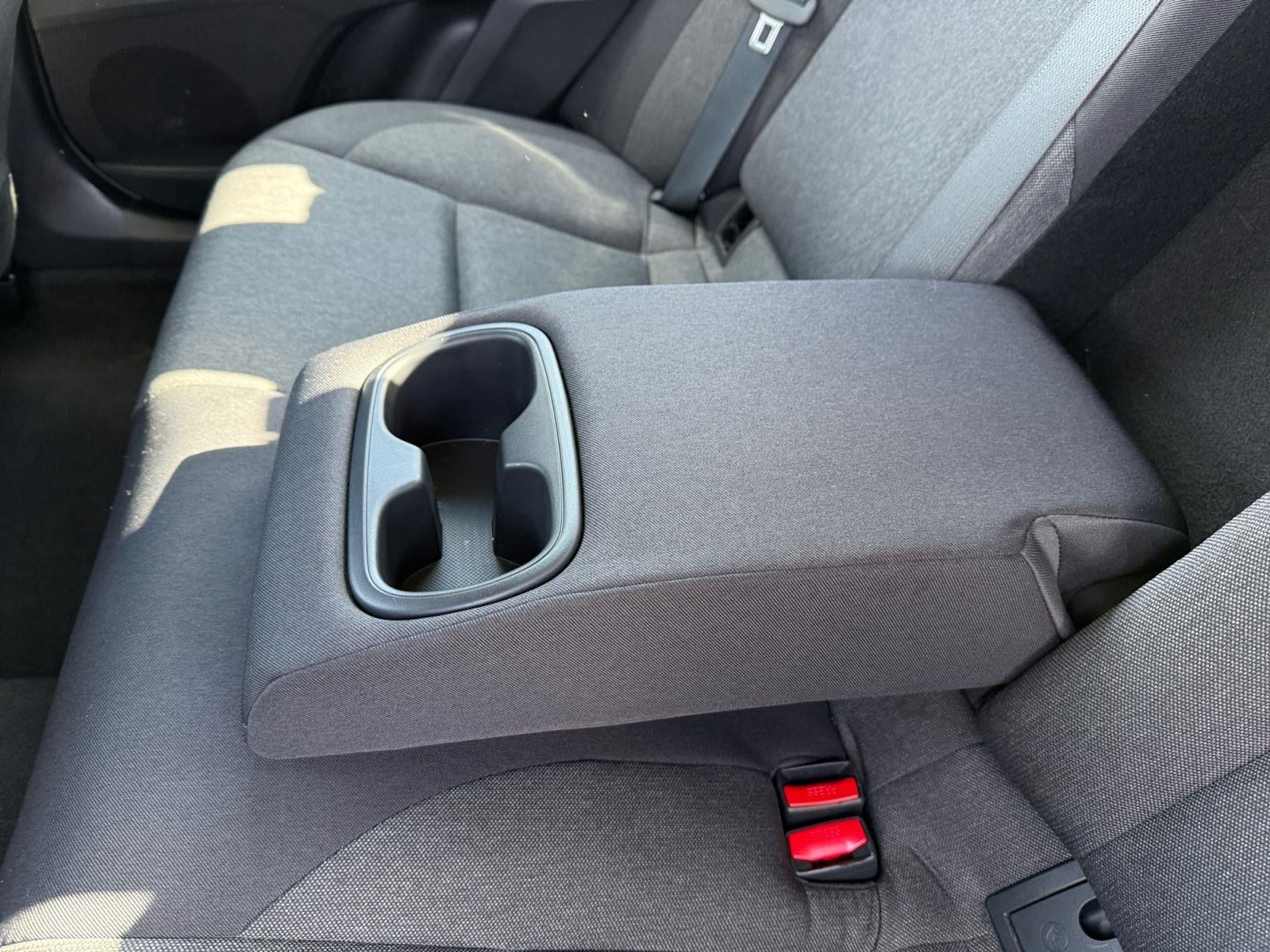 2025 Toyota CAMRY Base