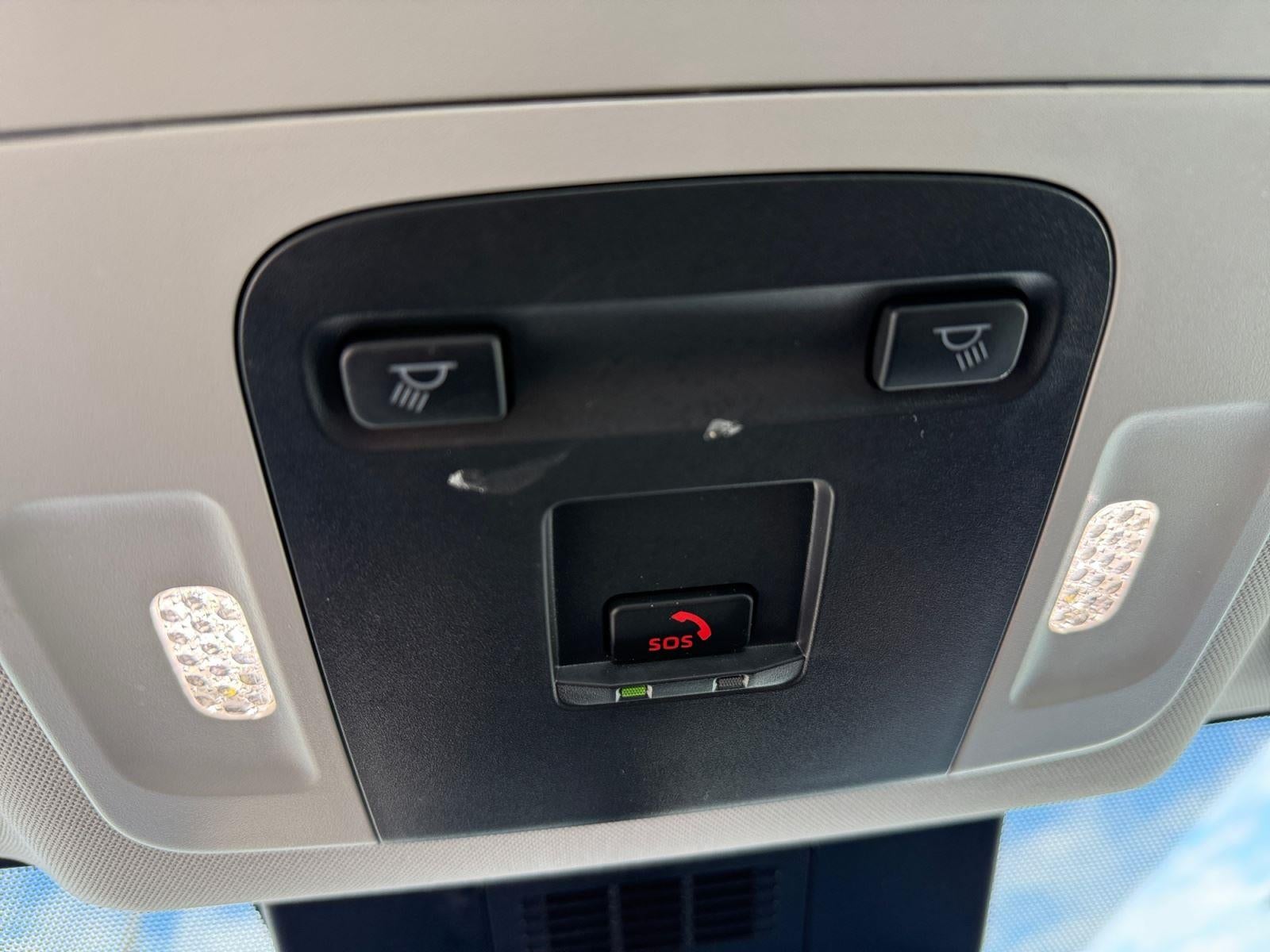 2025 Toyota CAMRY Base