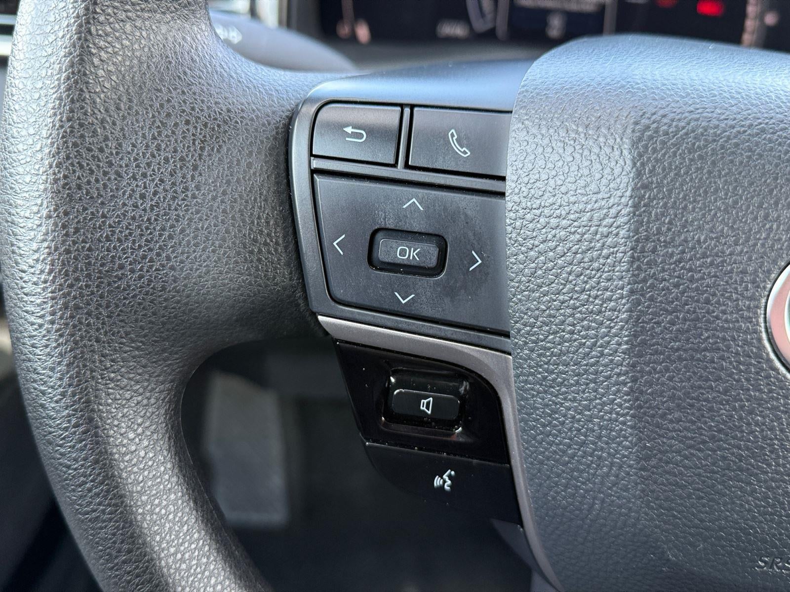 2025 Toyota CAMRY Base