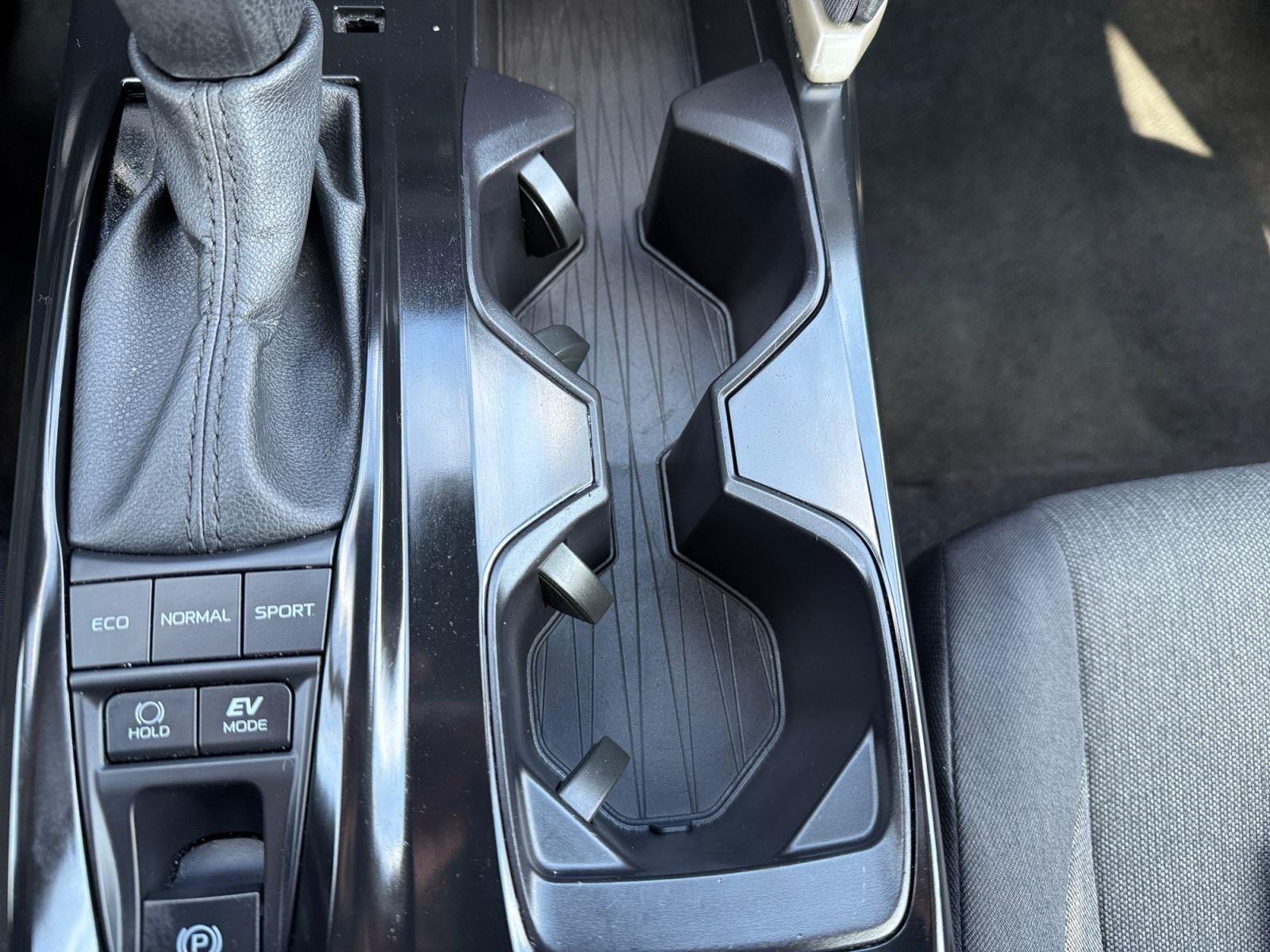 2025 Toyota CAMRY Base