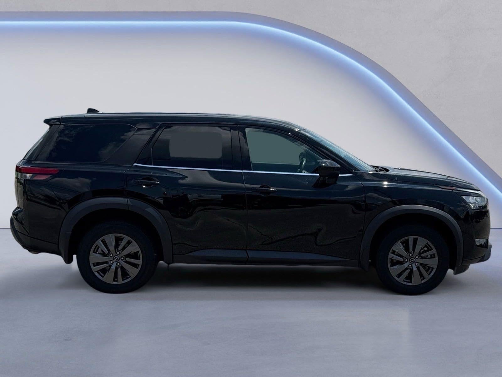 2024 Nissan Pathfinder S