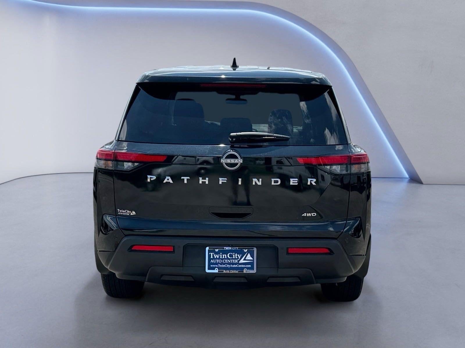 2024 Nissan Pathfinder S