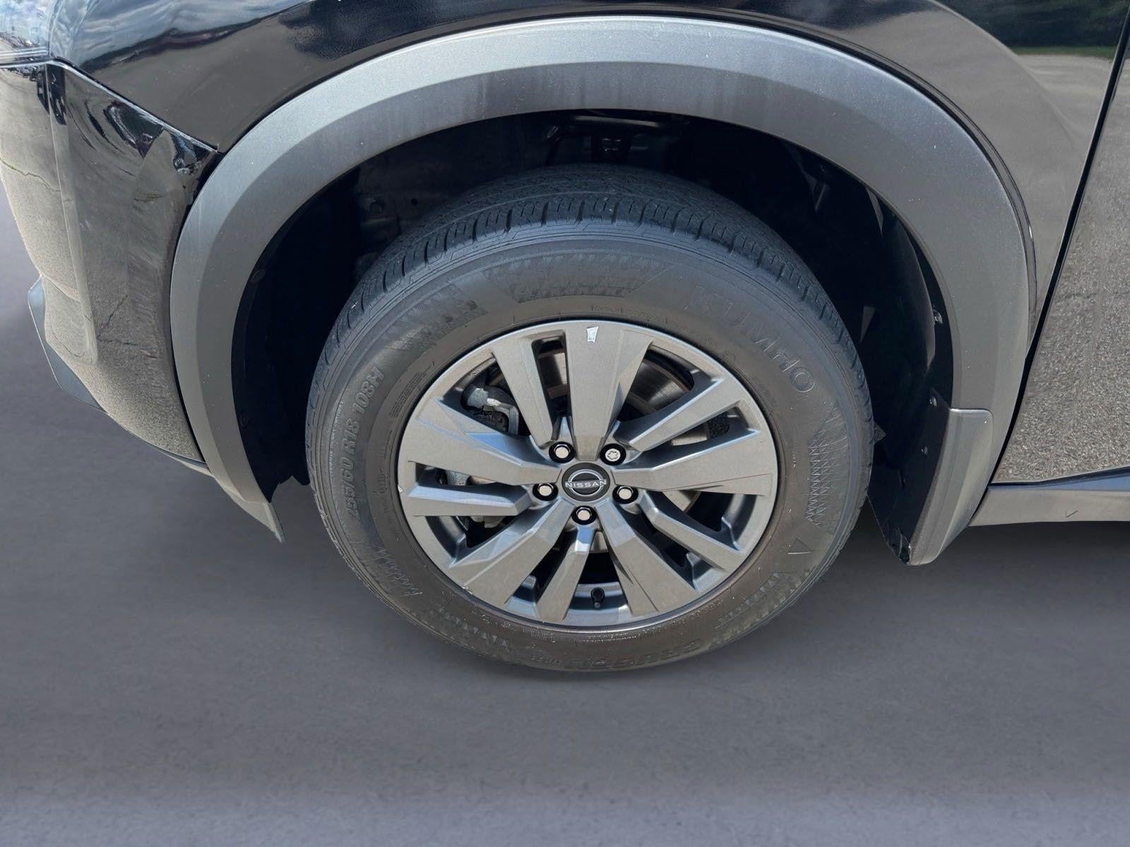 2024 Nissan Pathfinder S