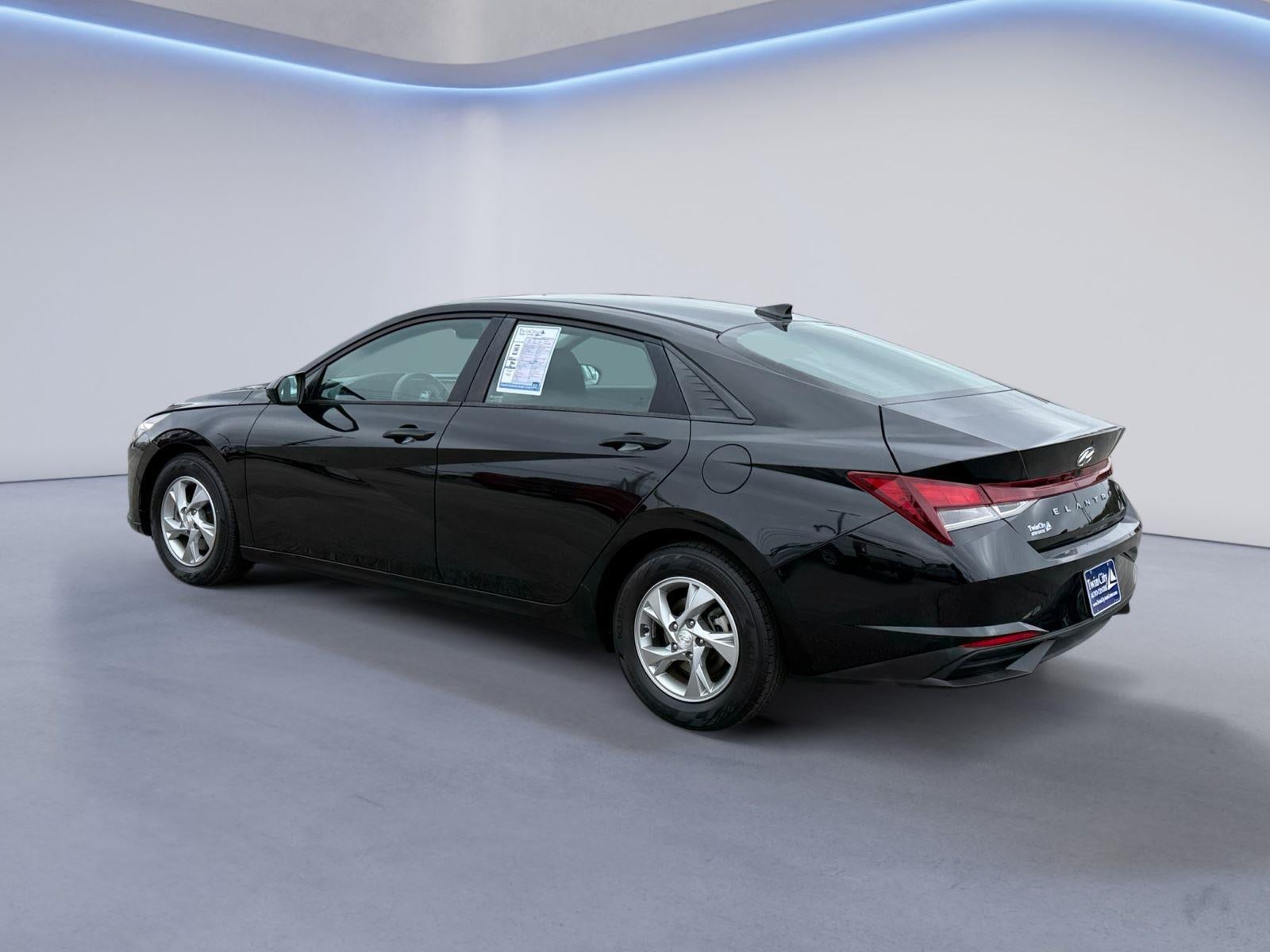 2021 Hyundai Elantra SE