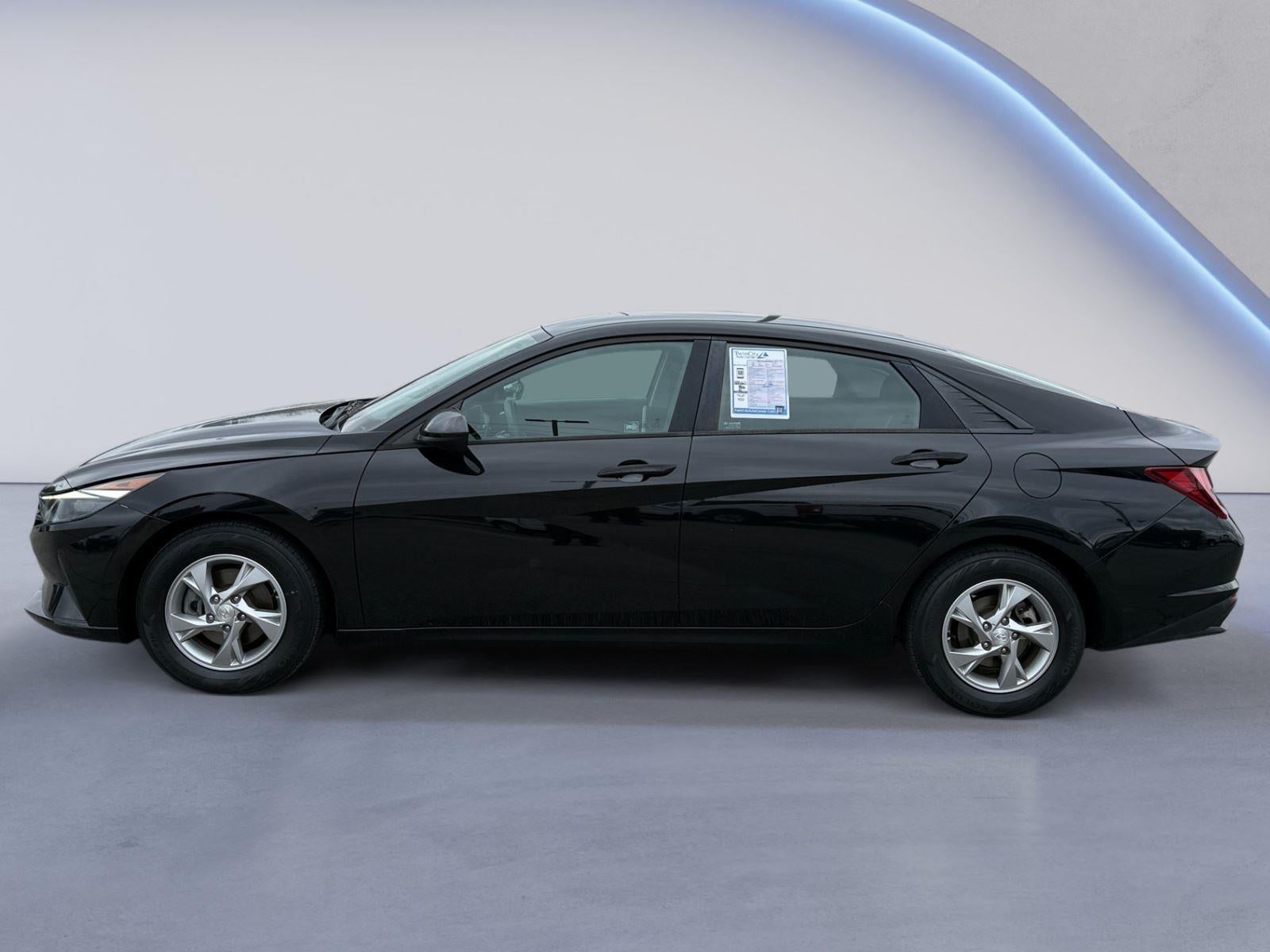 2021 Hyundai Elantra SE