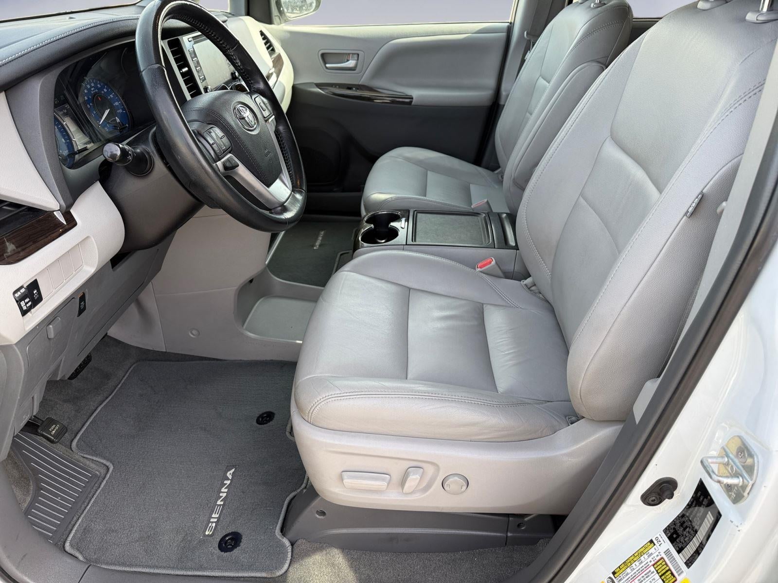 2018 Toyota Sienna XLE 8-Passenger