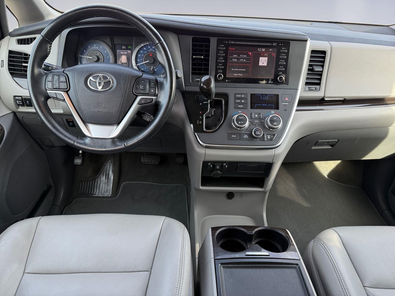 2018 Toyota Sienna XLE 8-Passenger