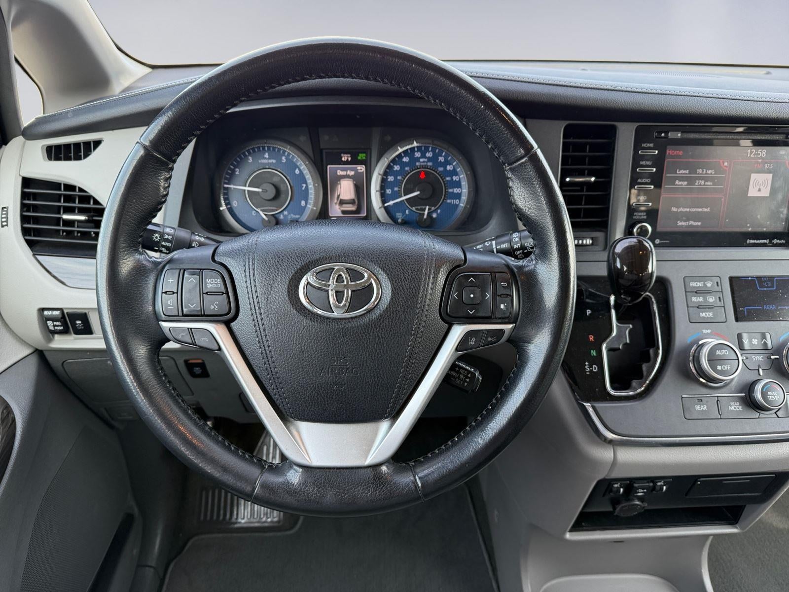 2018 Toyota Sienna XLE 8-Passenger