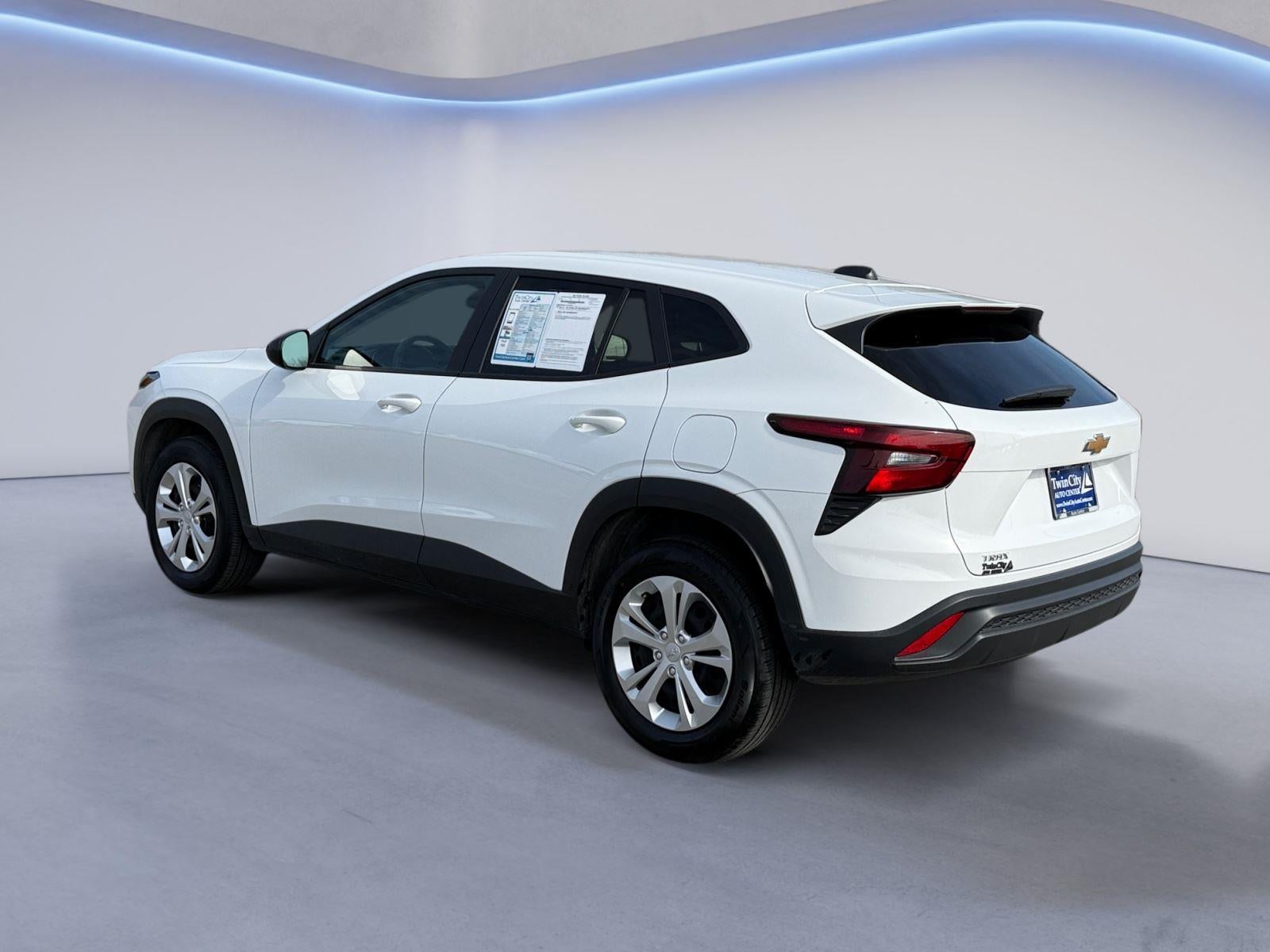 2025 Chevrolet Trax LS