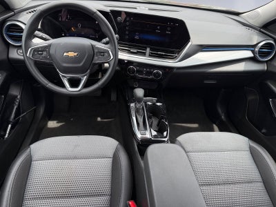 2025 Chevrolet TRAX Base