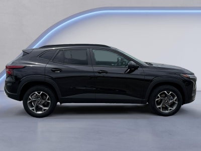 2025 Chevrolet TRAX Base