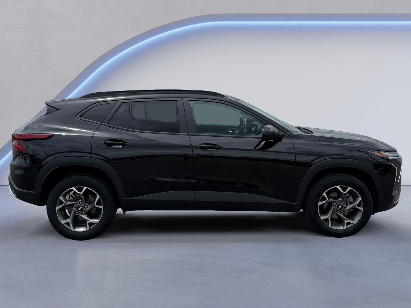 2025 Chevrolet TRAX Base