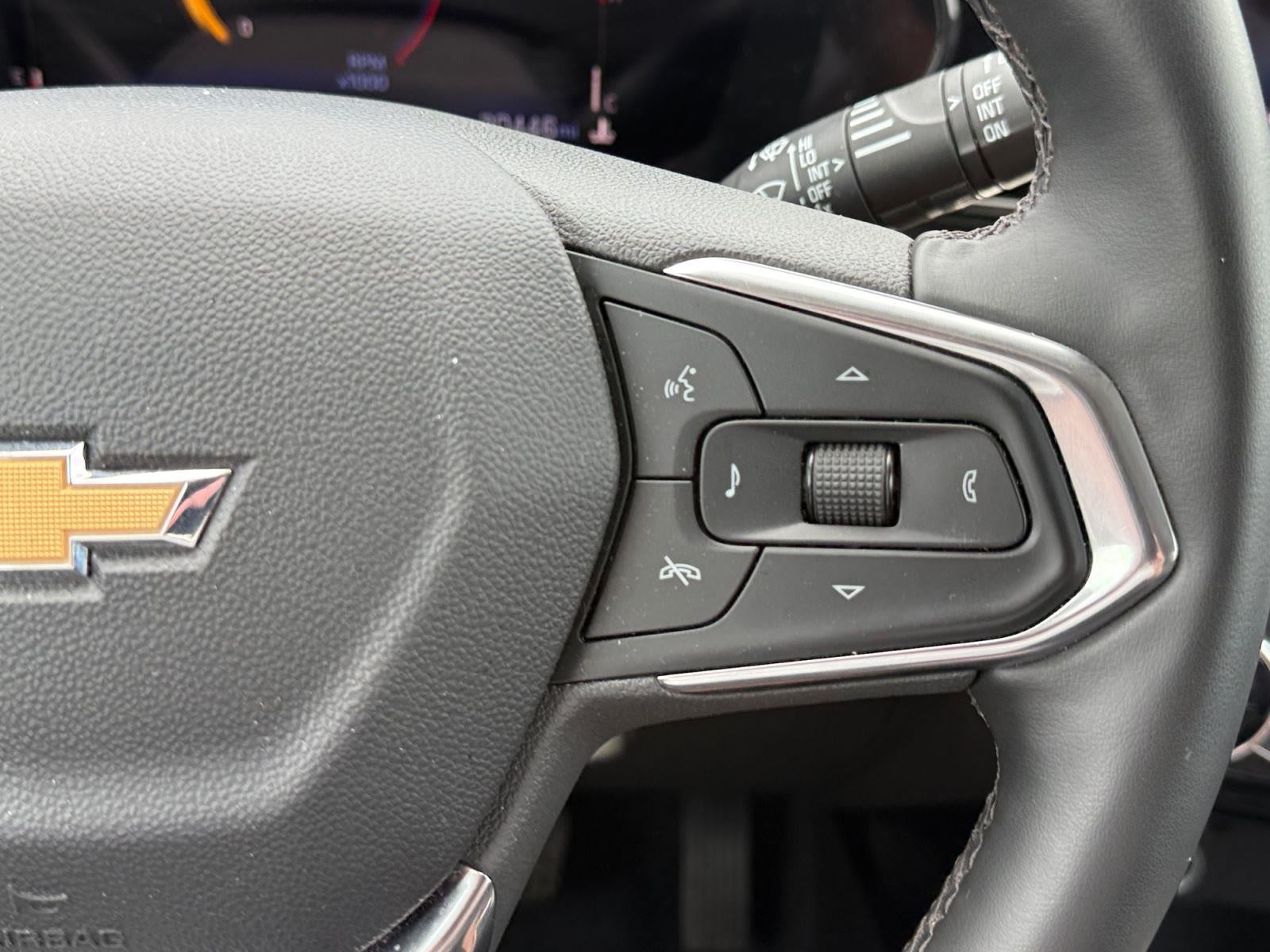 2025 Chevrolet TRAX Base