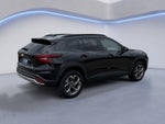 2025 Chevrolet TRAX Base