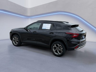 2025 Chevrolet TRAX Base