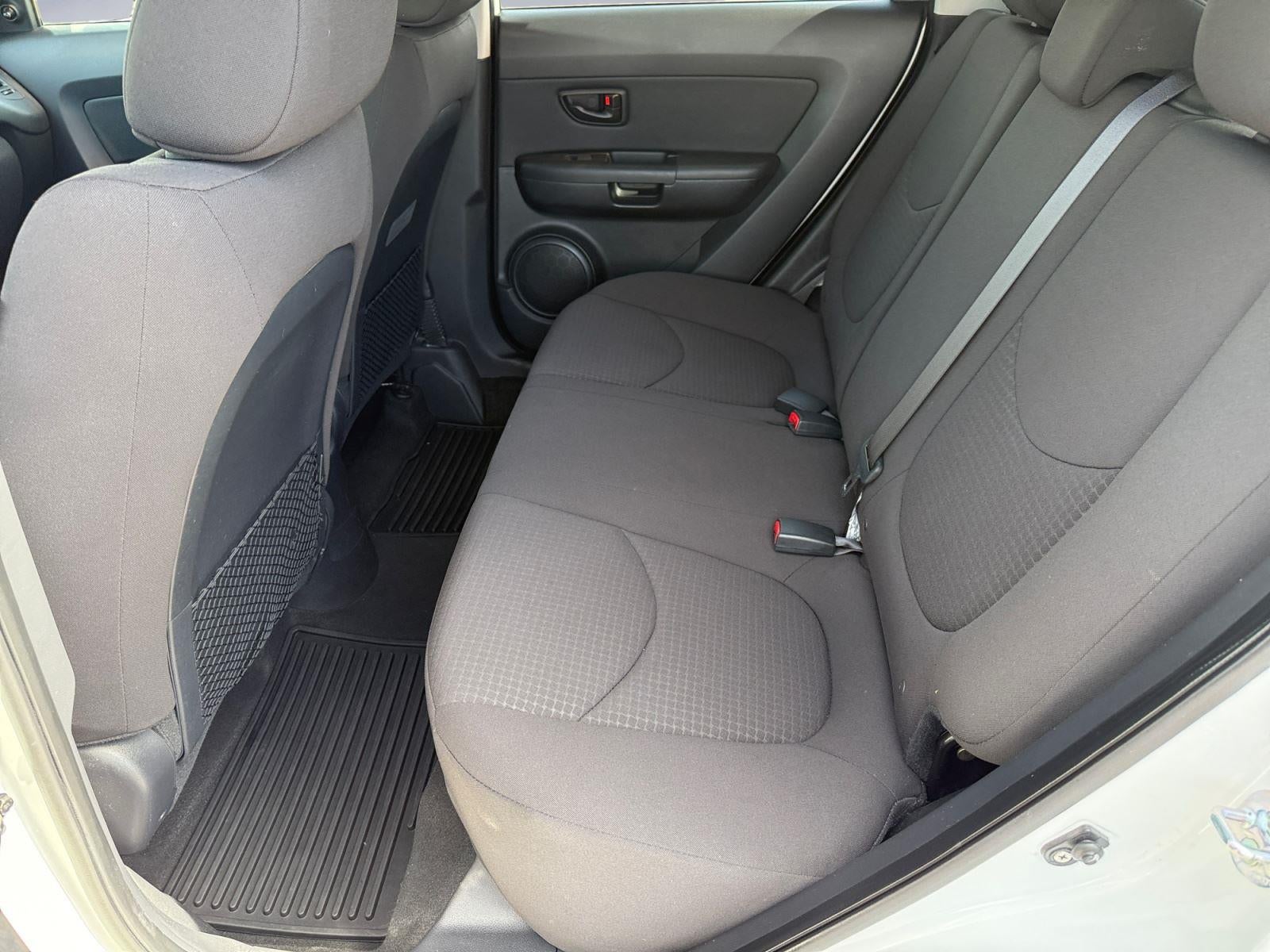 2013 Kia Soul Base