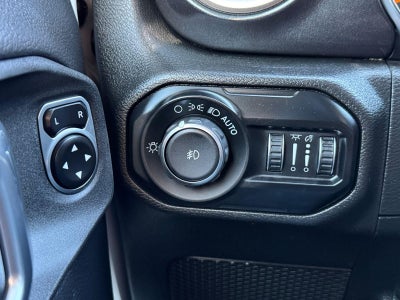 2020 Jeep Wrangler Unlimited Sahara Altitude