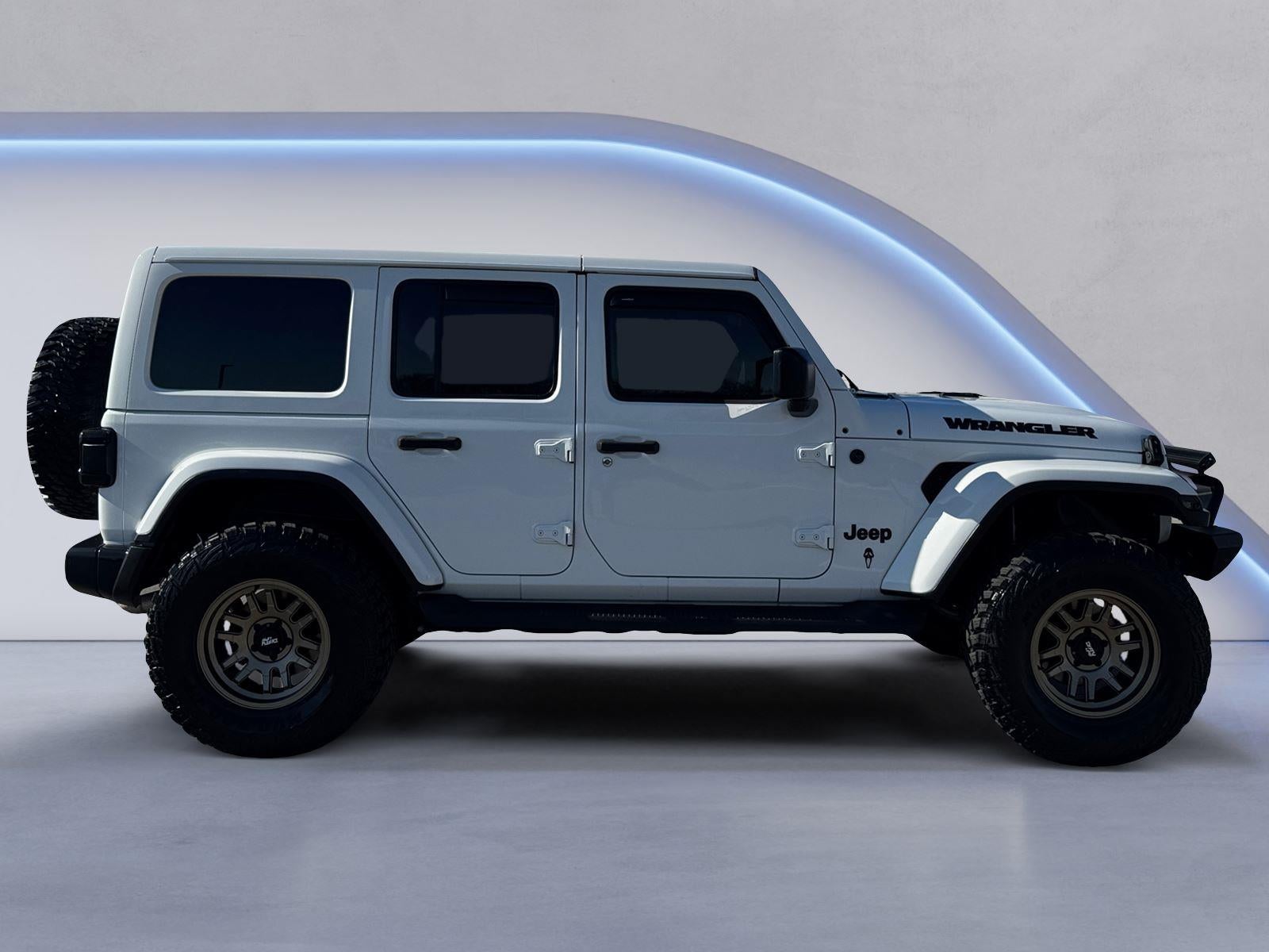 2020 Jeep Wrangler Unlimited Sahara Altitude