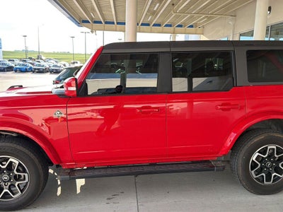 2023 Ford Bronco Outer Banks